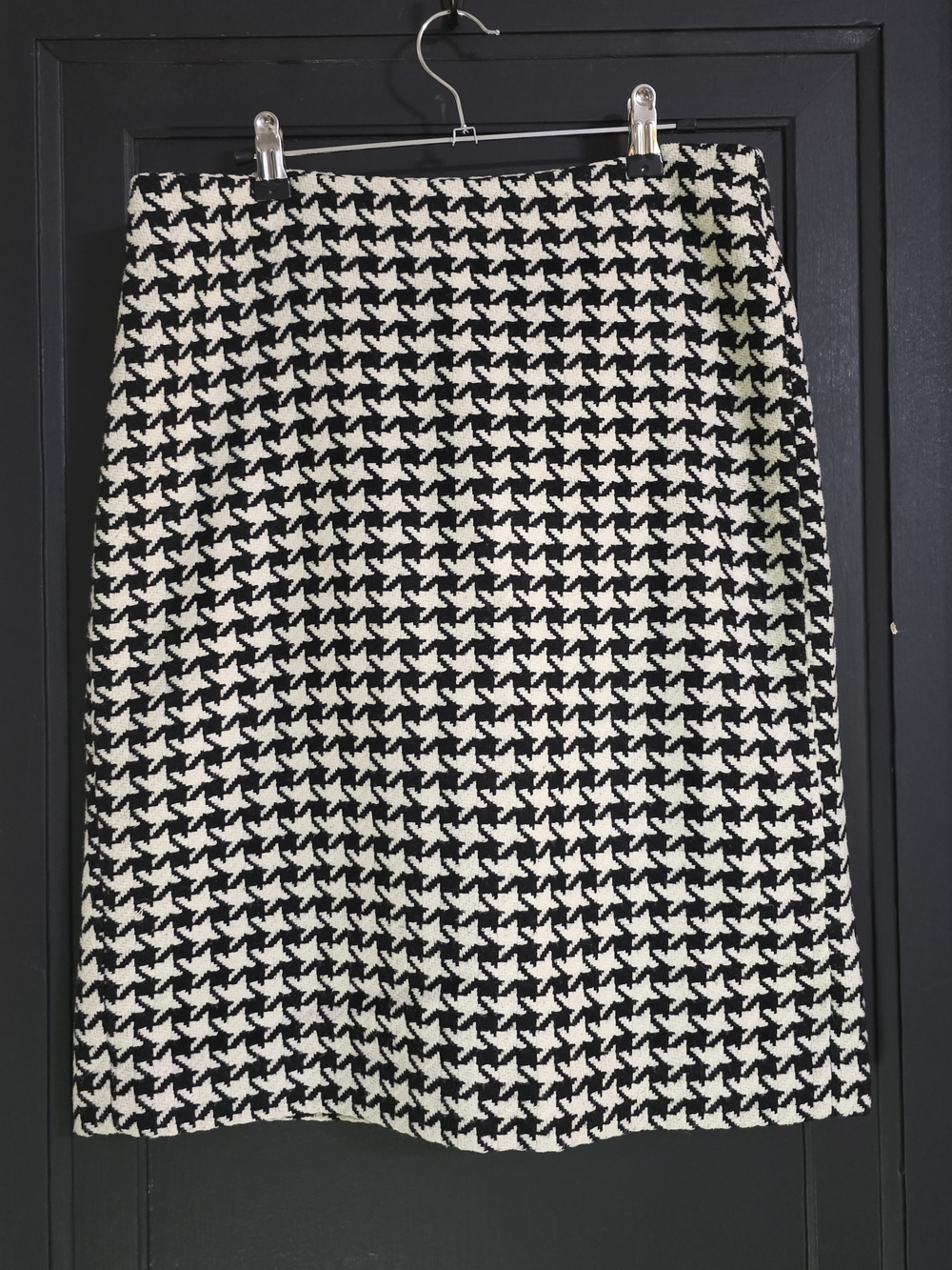Black & White Houndstooth Women's Skirt